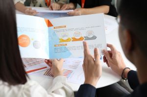 拼搏足球_拼搏(中国)
与招聘：成本效益比较